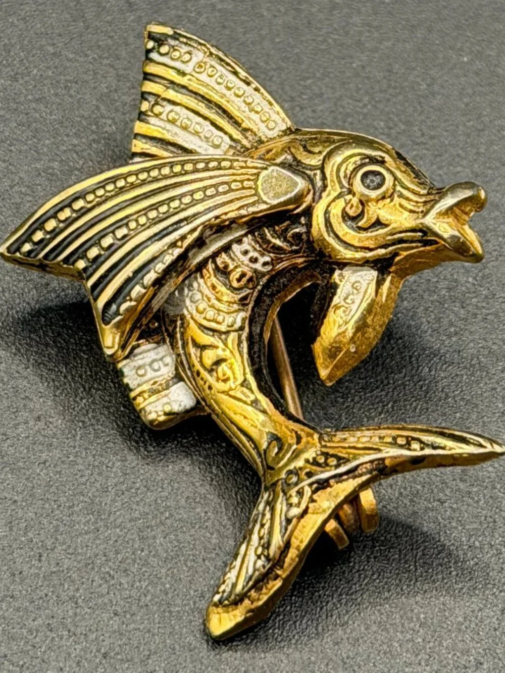 Set Of 2 Damascene Made in Spain Brooch Pins Flower Flying Fish Gold Black White